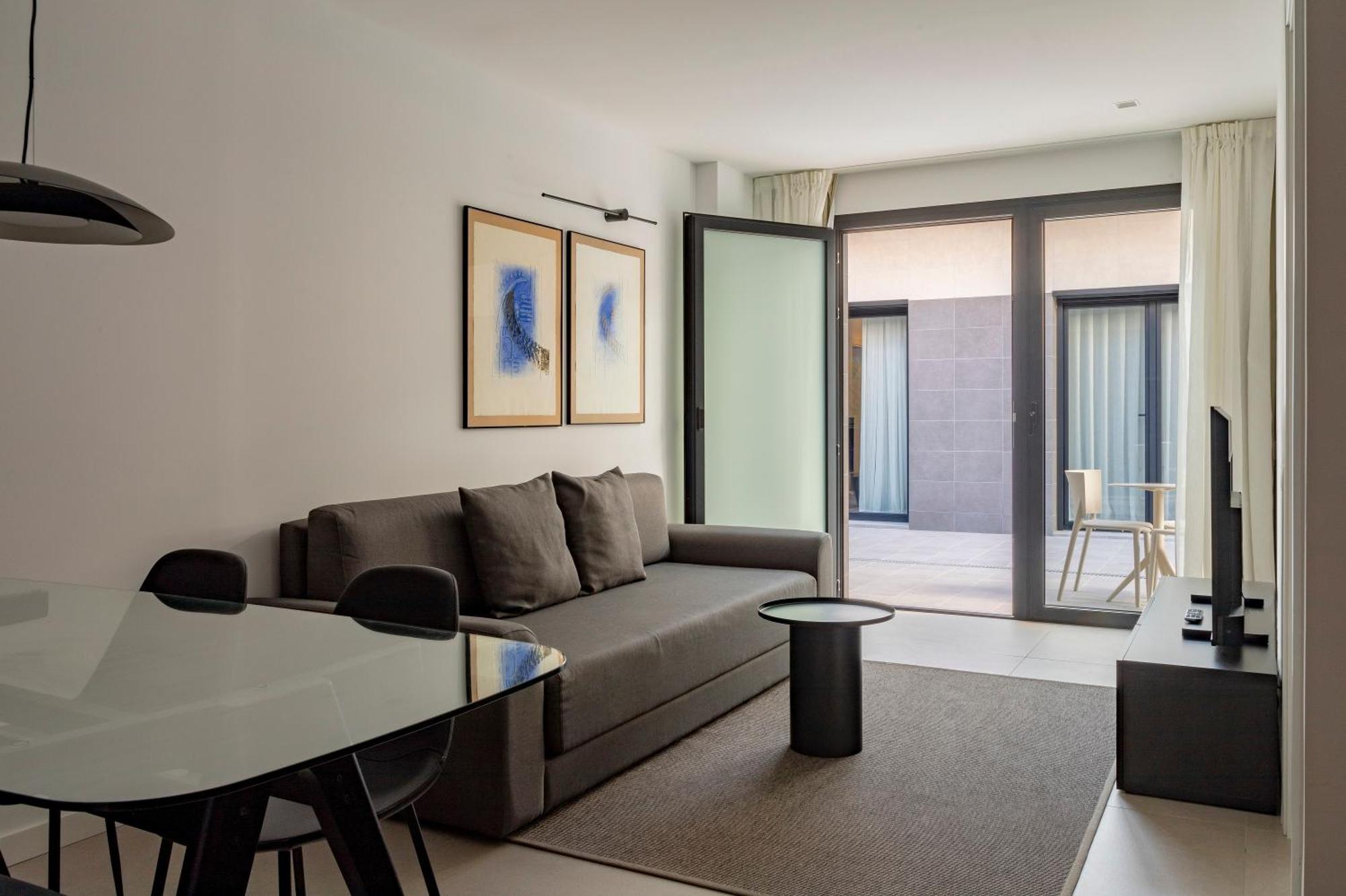 Europa Apartments L'Hospitalet de Llobregat Exterior photo